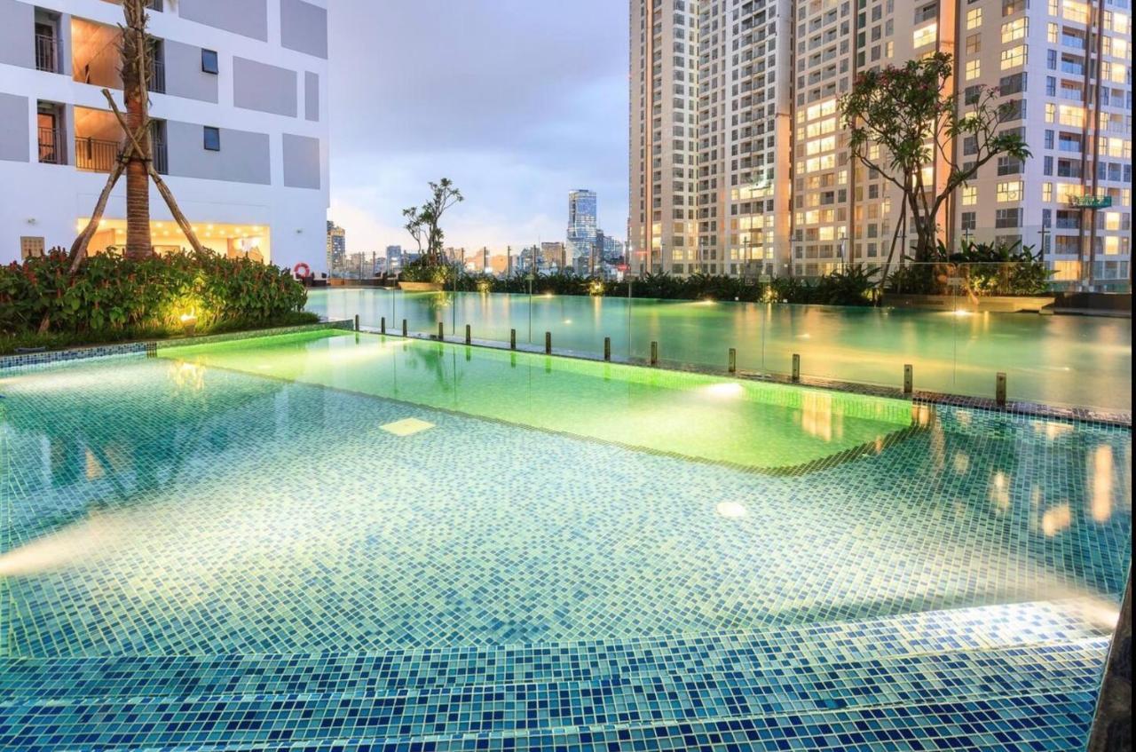 مدينة هوشي منه Zo Apartment River Gate - Free Pool المظهر الخارجي الصورة